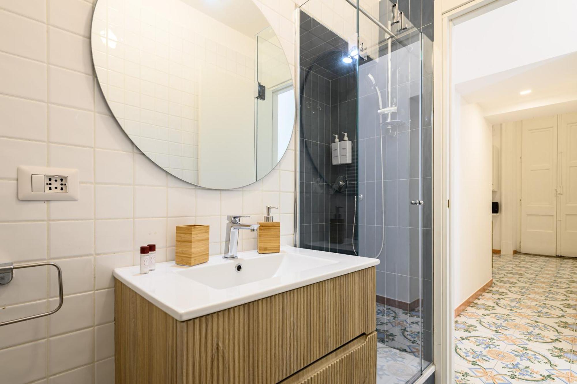Guest House 121 Charming Apartment Napoli Dış mekan fotoğraf