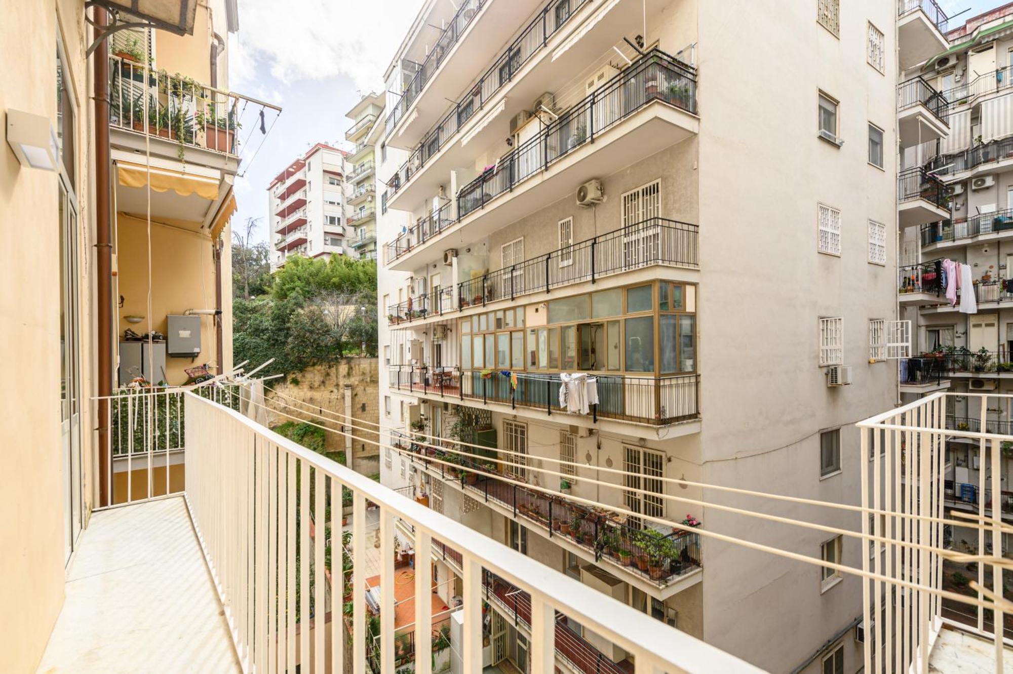 Guest House 121 Charming Apartment Napoli Dış mekan fotoğraf